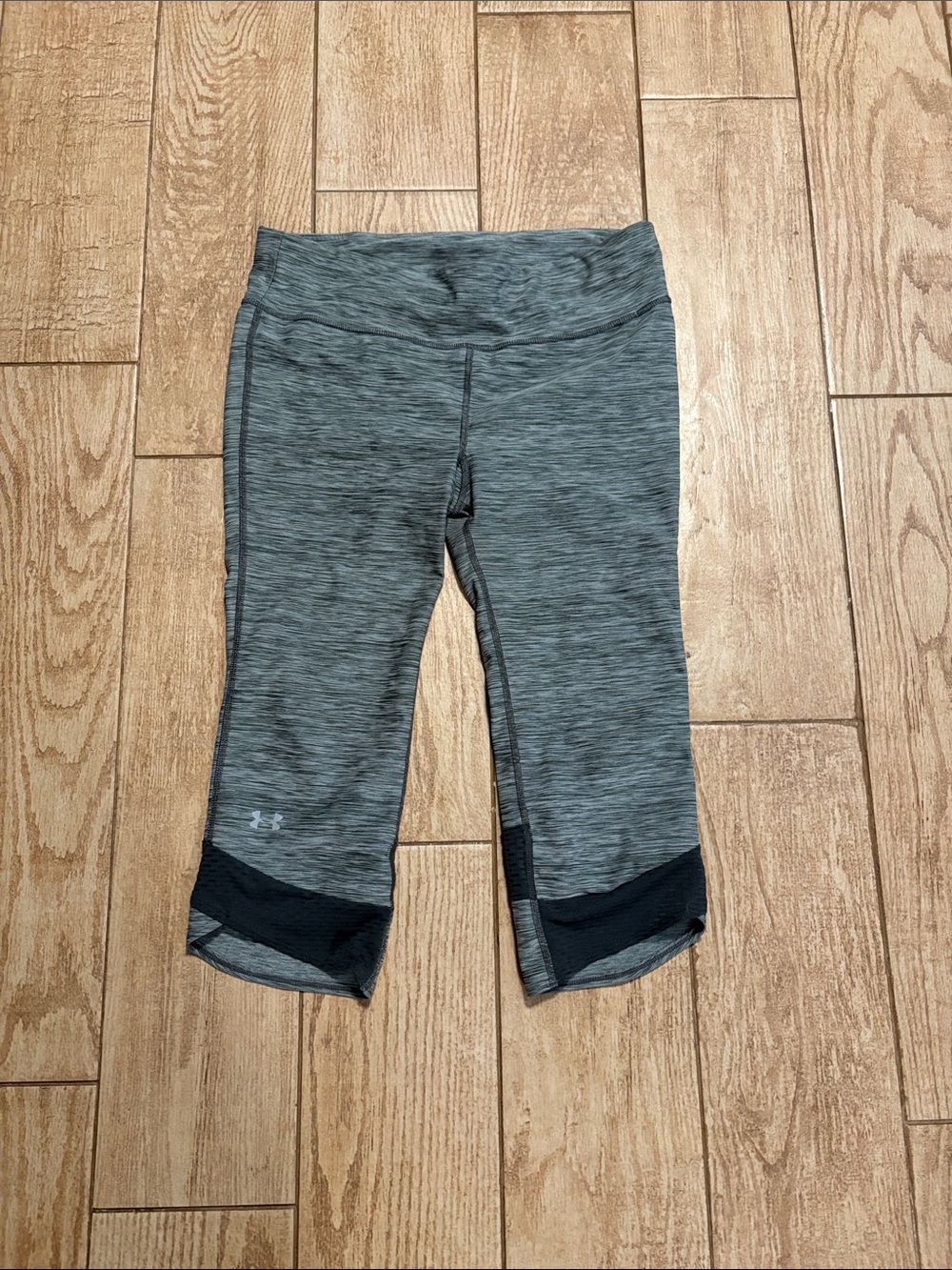Under Armour Gray Heather Capri Leggings